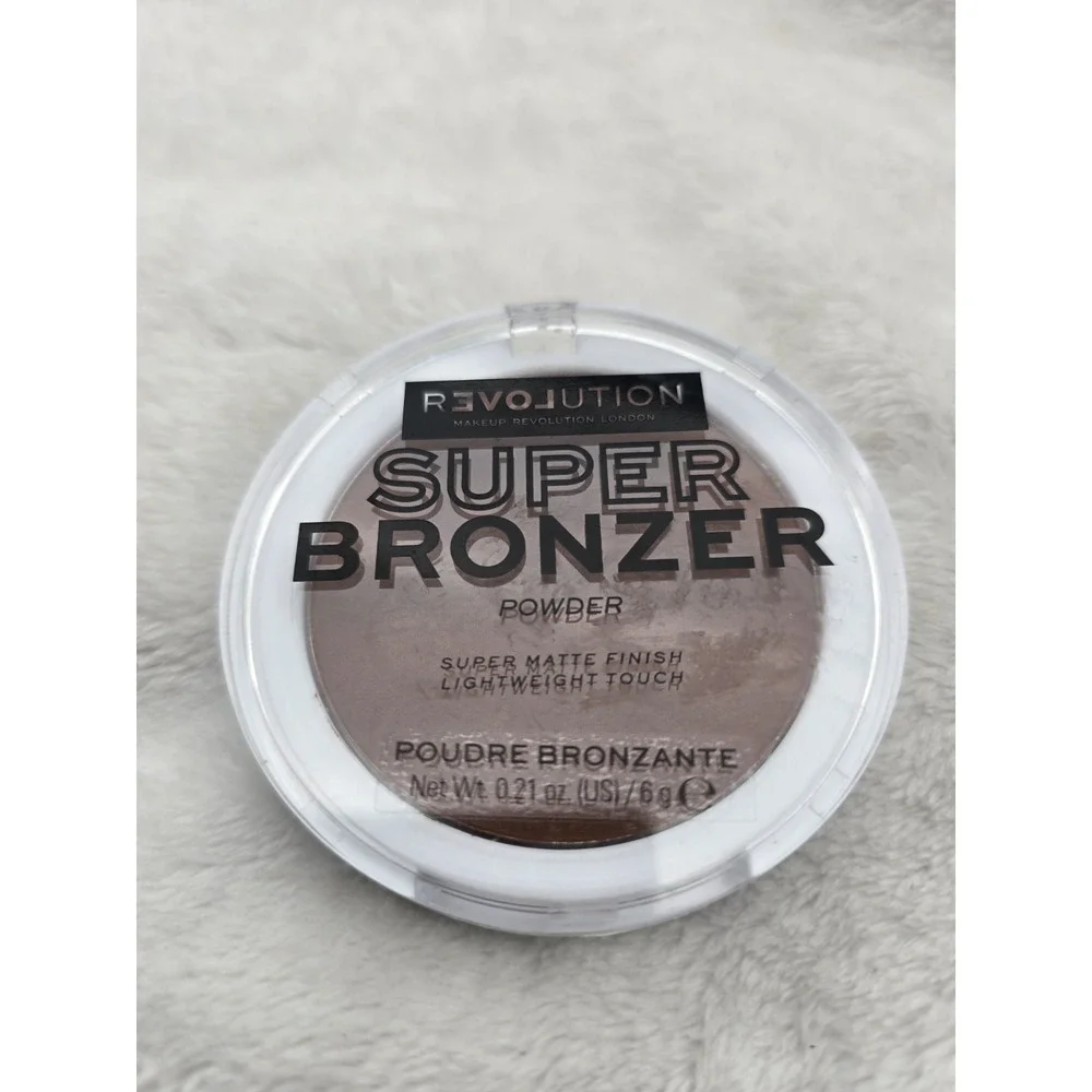 New Revolution Super Bronzer Powder Oasis 0.21oz/6g